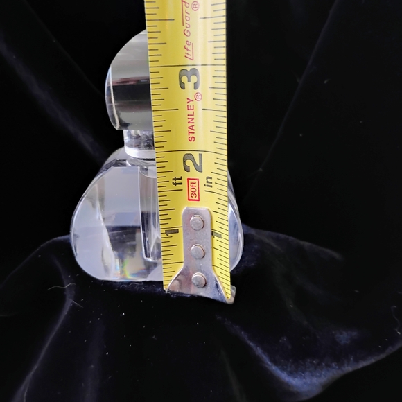 Elegant Clear Glass Perfume Bottle - Picture 3 of 3